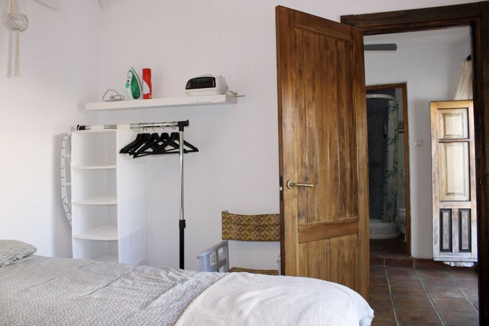 Image No.15-2 Bed Townhouse for sale