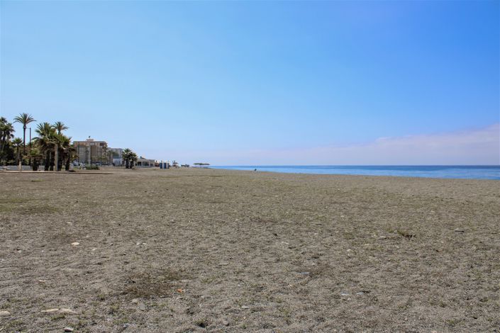 Image No.34-2 Bed Townhouse for sale