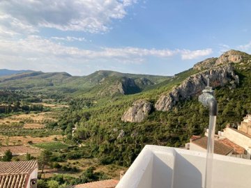 7666ae80-839f-457b-acaa-754ed4347122