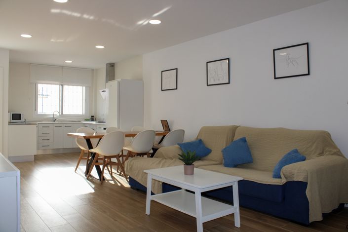 Image No.10-4 Bed Townhouse for sale