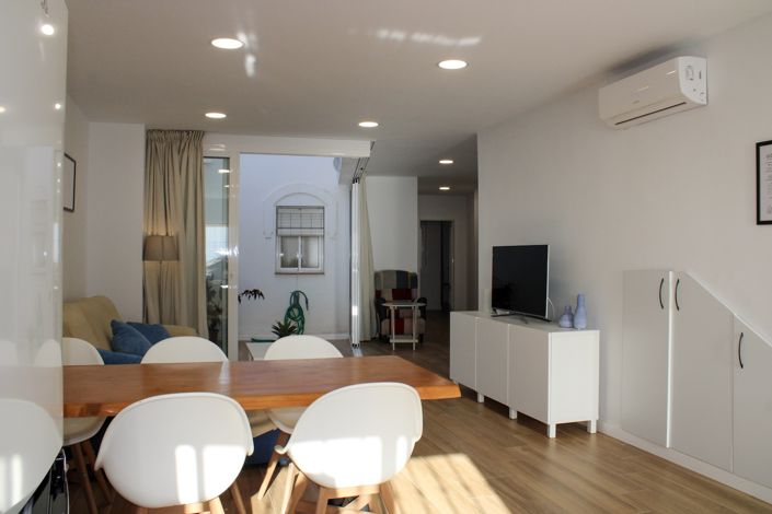 Image No.9-4 Bed Townhouse for sale