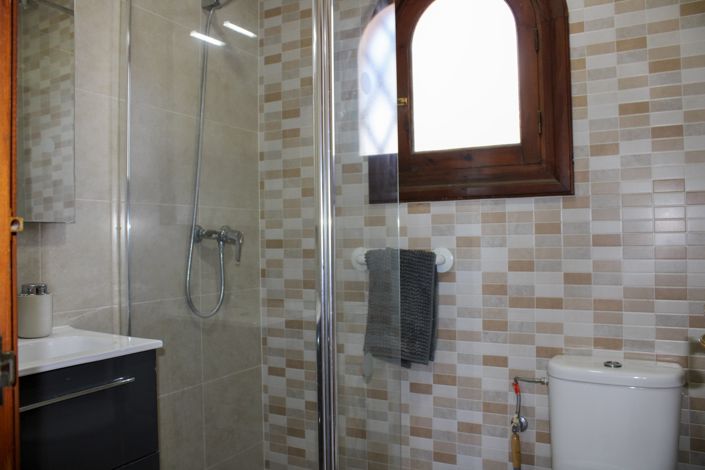 Image No.14-2 Bed Villa for sale