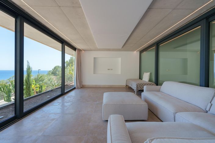 Image No.12-5 Bed Villa for sale