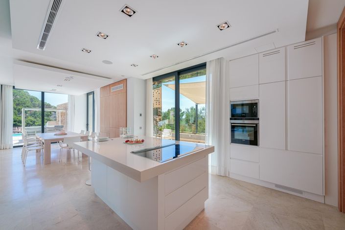 Image No.14-5 Bed Villa for sale