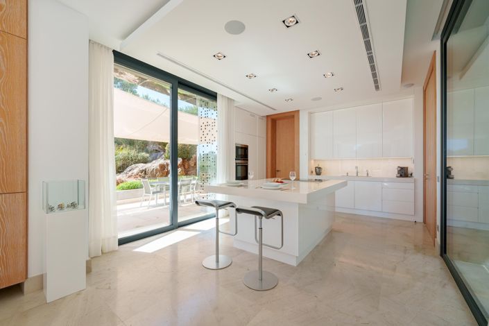 Image No.15-5 Bed Villa for sale