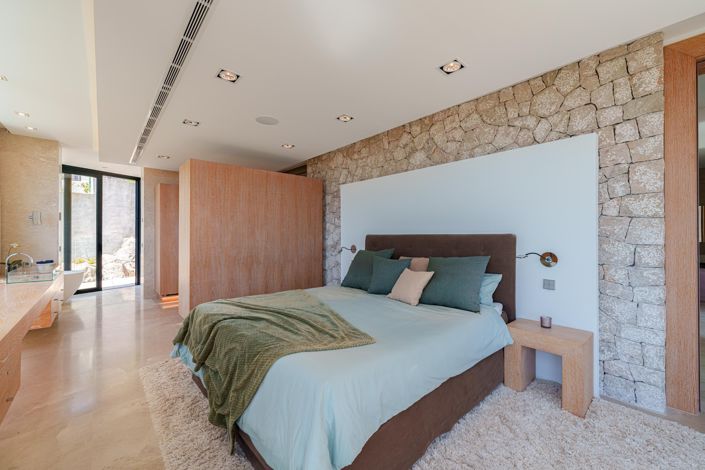 Image No.19-5 Bed Villa for sale