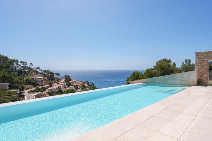 Image No.5-5 Bed Villa for sale