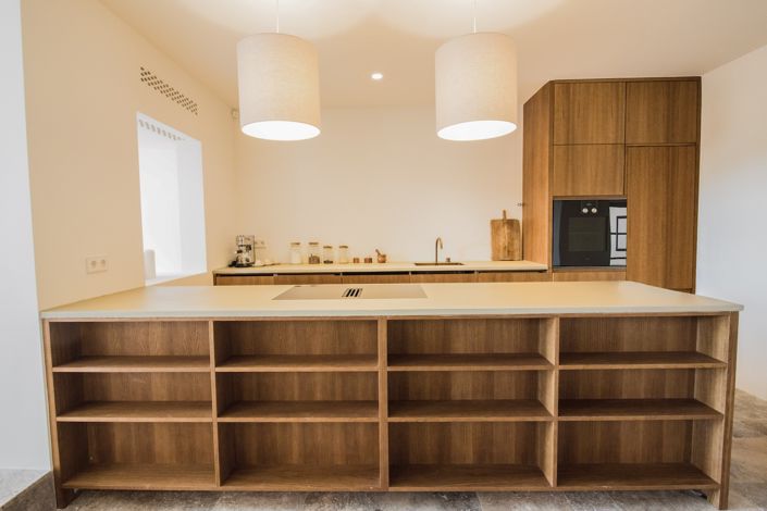 Image No.10-6 Bed Townhouse for sale