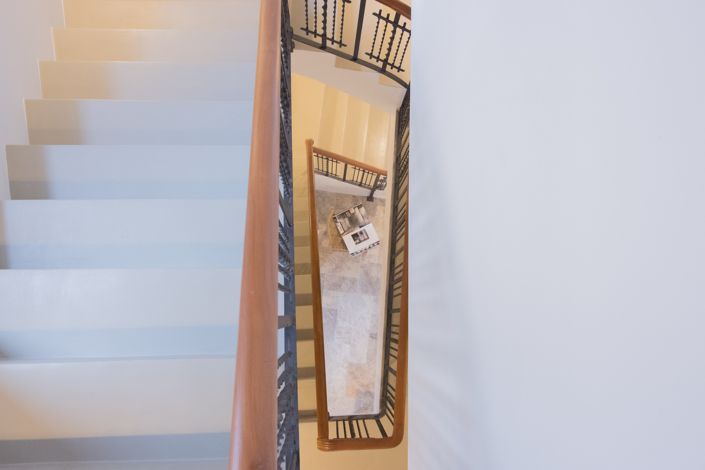 Image No.23-6 Bed Townhouse for sale