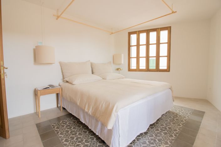 Image No.25-6 Bed Townhouse for sale