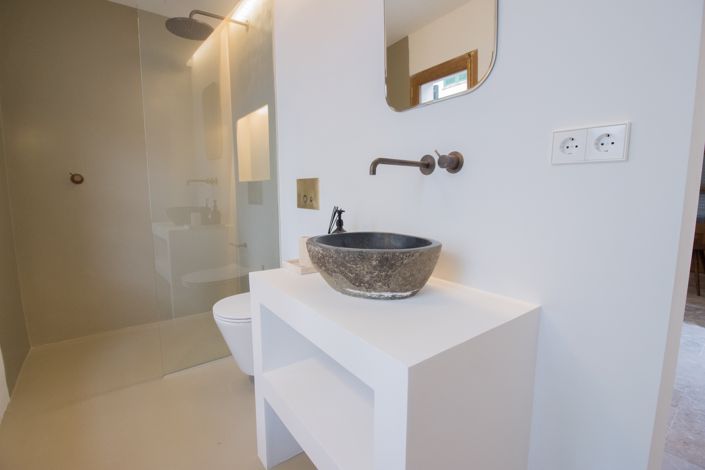 Image No.29-6 Bed Townhouse for sale