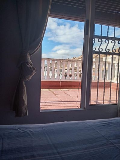 Image No.17-2 Bed Townhouse for sale