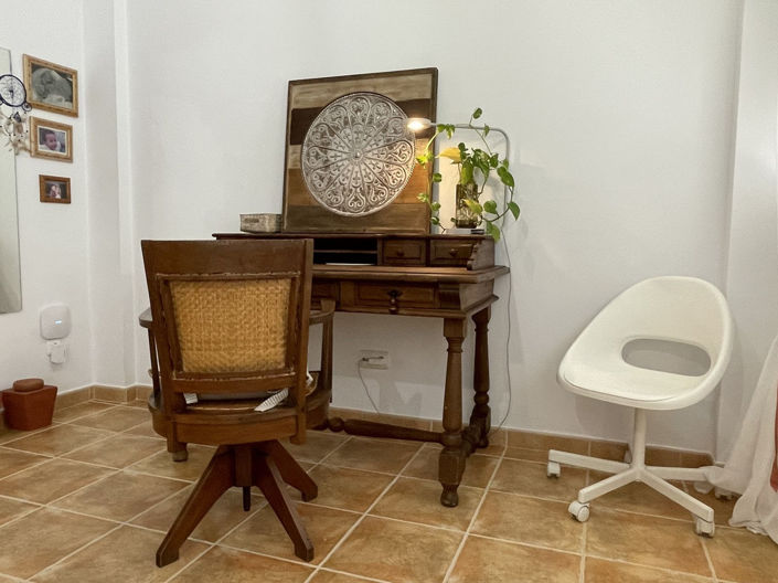 Image No.38-6 Bed Property for sale