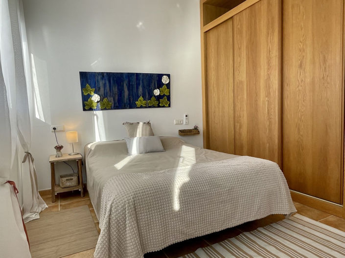 Image No.39-6 Bed Property for sale