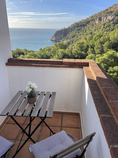 Image No.5-6 Bed Property for sale