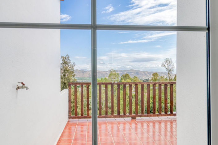 Image No.19-4 Bed Property for sale