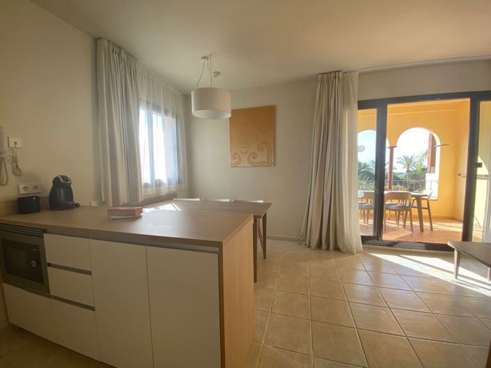 Image No.8-2 Bed Apartment for sale