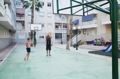 skc3a6rmbillede202025-10-1120kl201341620pmcle