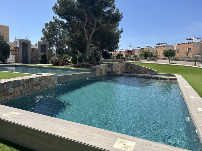 Image No.16-2 Bed Apartment for sale