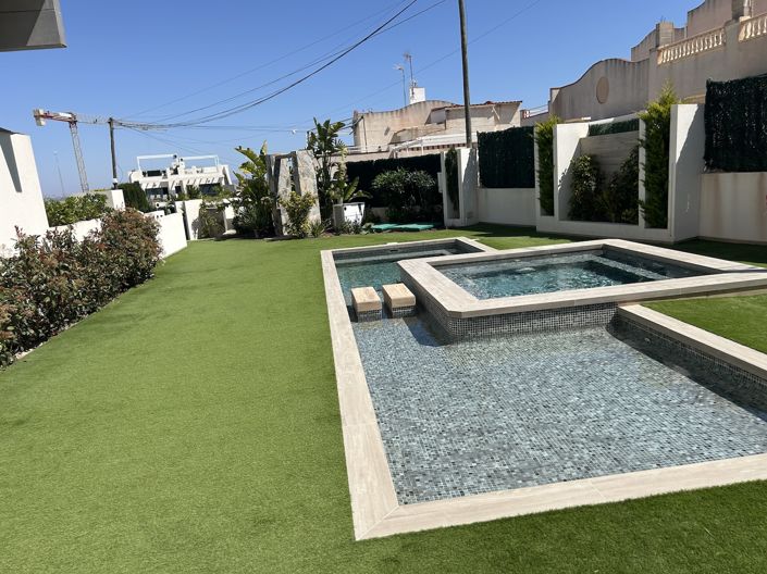 Image No.17-2 Bed Apartment for sale