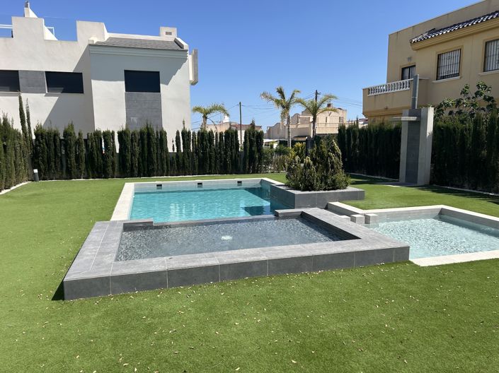 Image No.4-2 Bed Apartment for sale