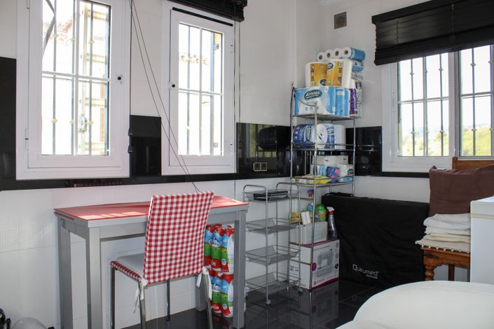 Image No.12-4 Bed Villa for sale