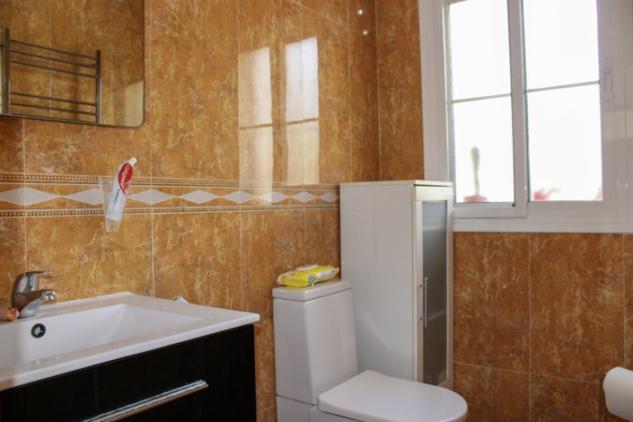 Image No.14-4 Bed Villa for sale