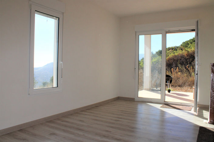 Image No.13-1 Bed Property for sale