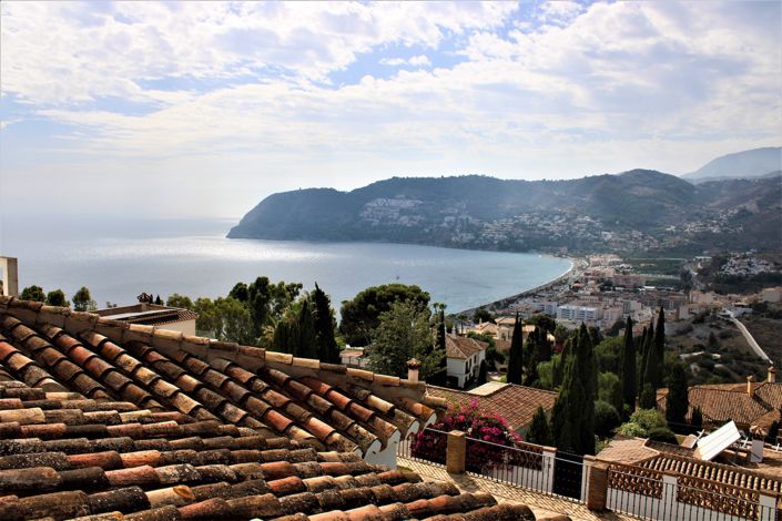 Image No.3-5 Bed House for sale