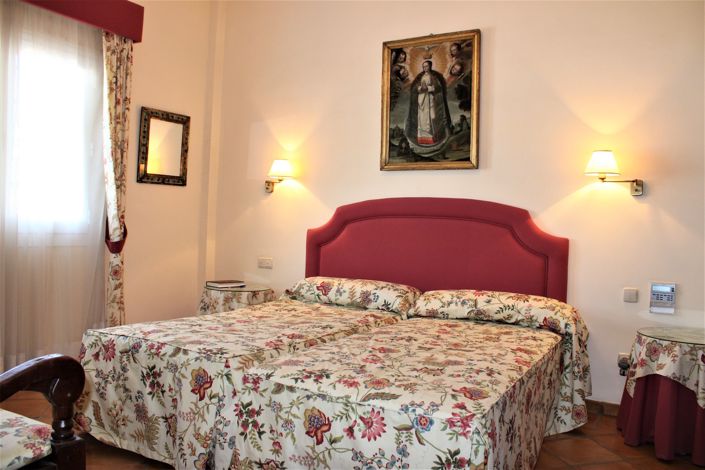 Image No.34-5 Bed House for sale