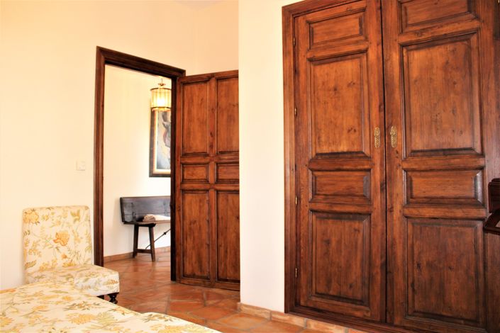 Image No.39-5 Bed House for sale