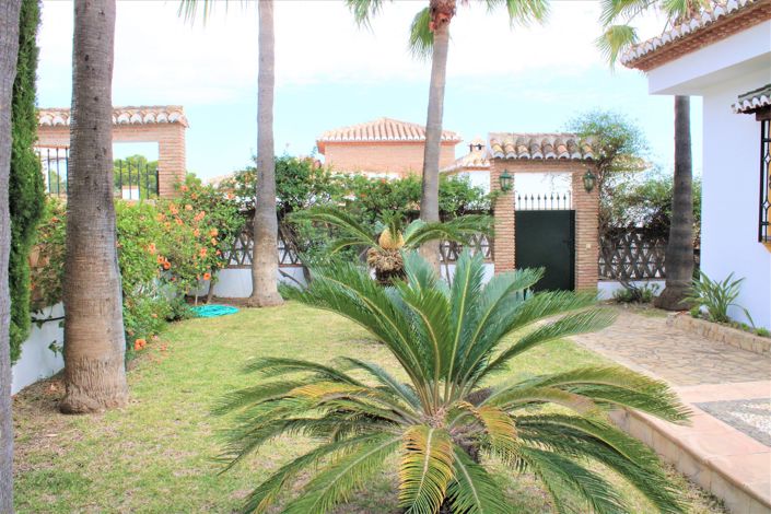 Image No.4-5 Bed House for sale