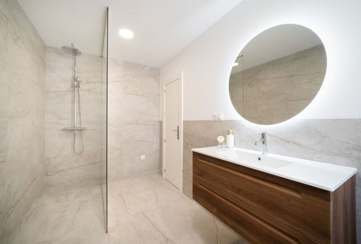 Image No.11-4 Bed House for sale