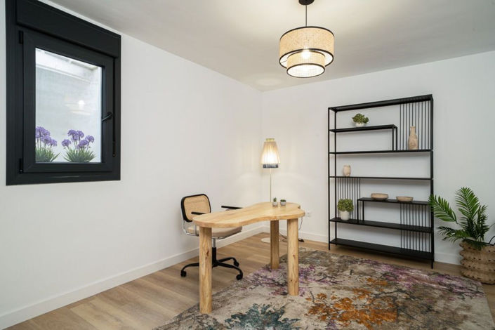 Image No.9-4 Bed House for sale