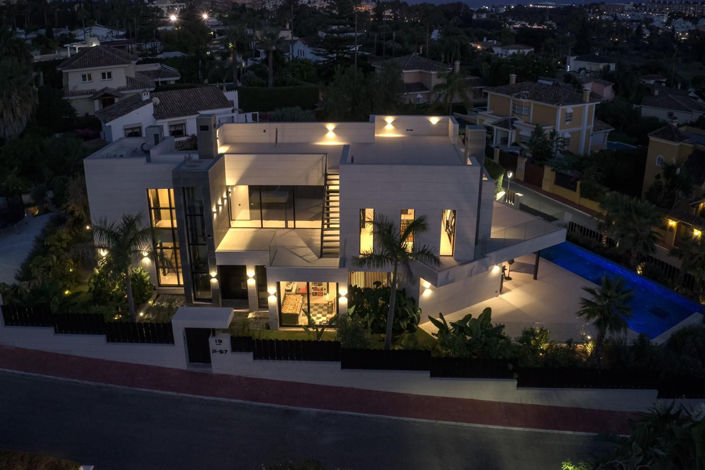 Image No.57-7 Bed House for sale