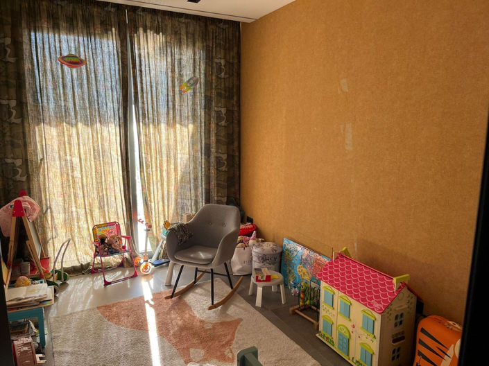 Image No.26-5 Bed House for sale