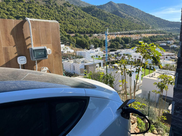 Image No.34-5 Bed House for sale