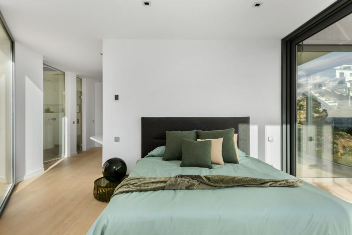 Image No.37-4 Bed Villa for sale