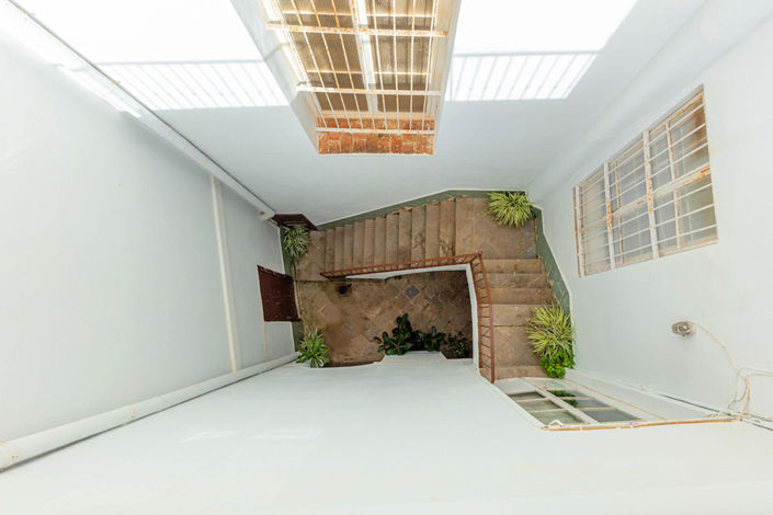 Image No.25-20 Bed House for sale