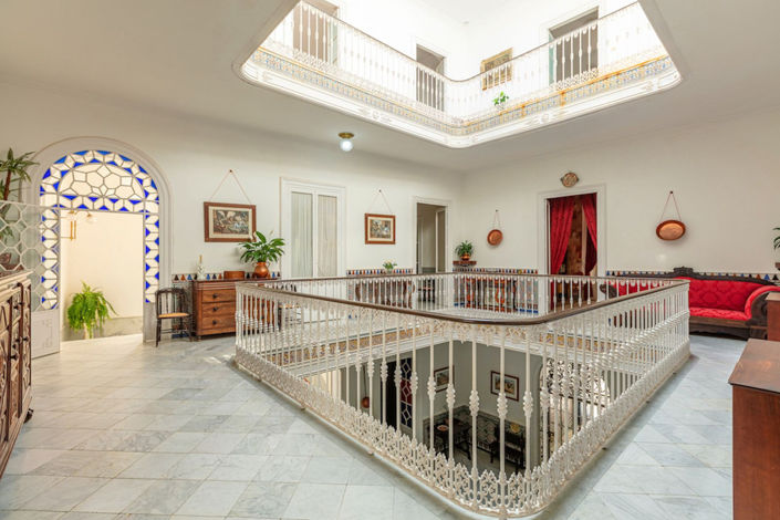 Image No.7-20 Bed House for sale