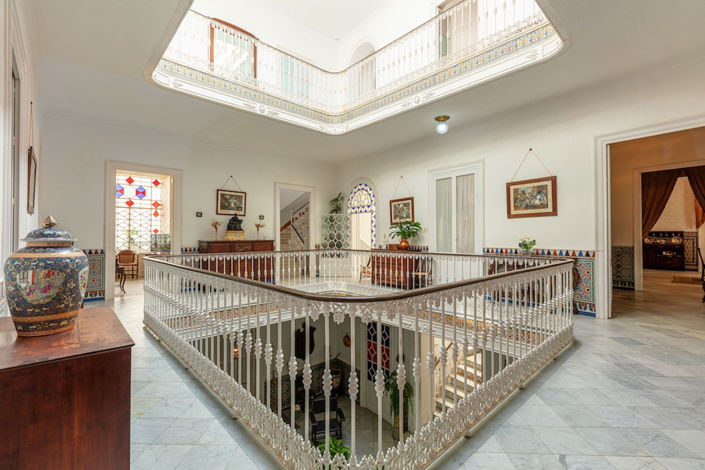 Image No.8-20 Bed House for sale