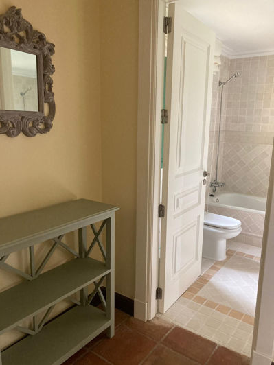 Image No.19-6 Bed House for sale