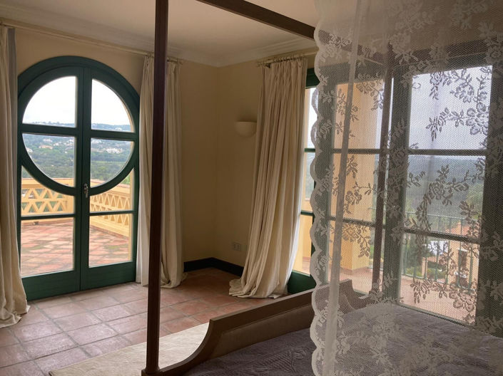 Image No.39-6 Bed House for sale