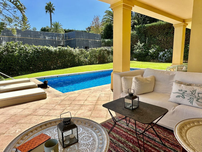 Image No.4-6 Bed House for sale