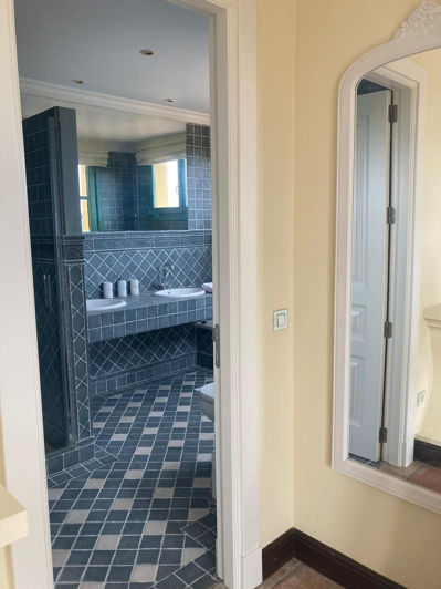 Image No.40-6 Bed House for sale