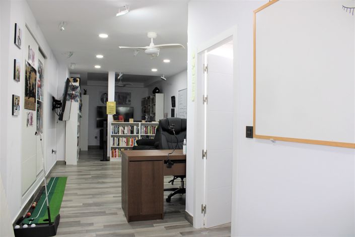 Image No.42-6 Bed House for sale