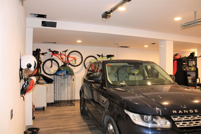 Image No.45-6 Bed House for sale