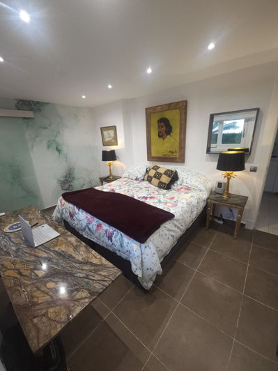 Image No.27-4 Bed House for sale