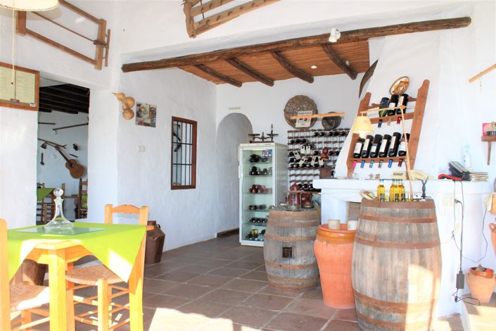 Image No.22-3 Bed House for sale