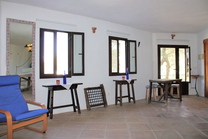 Image No.34-3 Bed House for sale